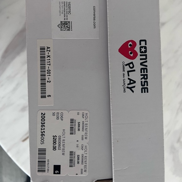 COMME DES GARÇONS PLAY
Off-White Converse Edition - Picture 6 of 6